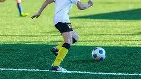 弗里克展现极致进攻风格，与克鲁伊夫精神相契合，超越瓜迪奥拉